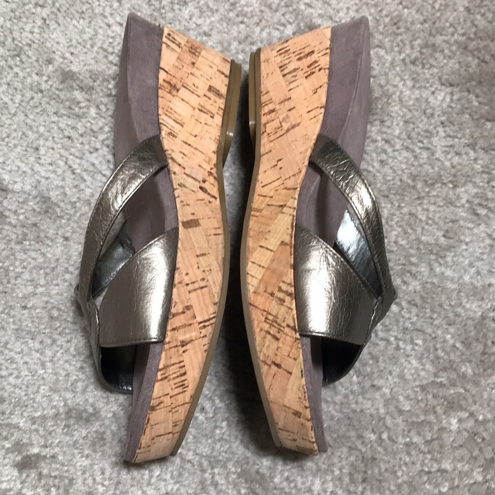 Nine West Farruko Wedge Slides Sandals Size 7.5